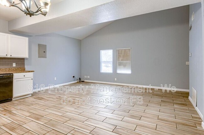 Building Photo - 6901 Jackson Ave