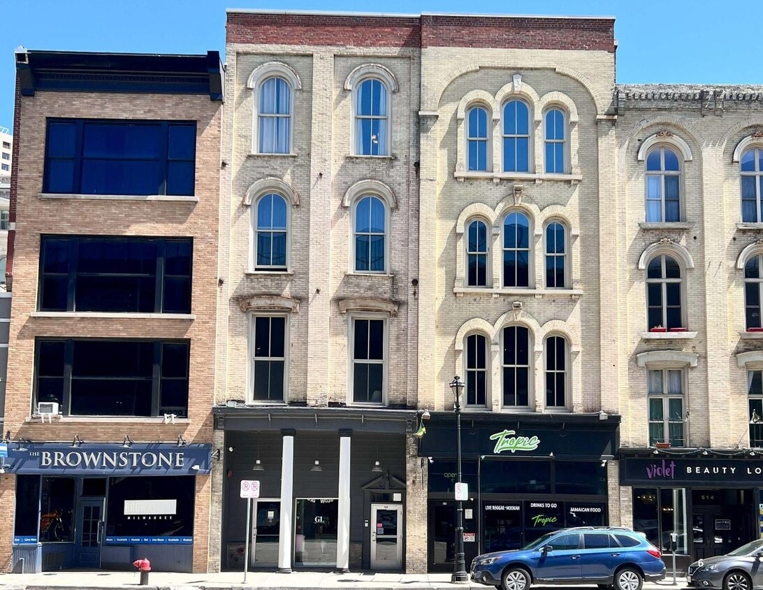 Primary Photo - 522 N Water St