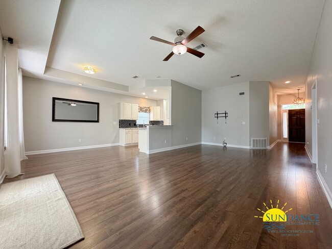 Building Photo - Sought after 3-Bedroom Bluewater Bay Home!