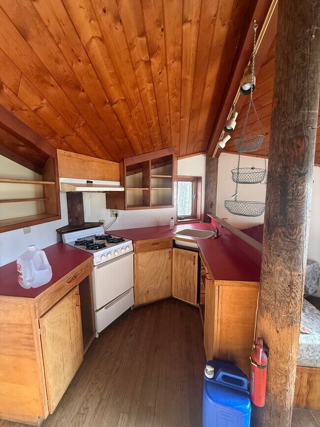 Foto del edificio - Cozy 2 Bedroom, 1 Bath, With a great Locat...