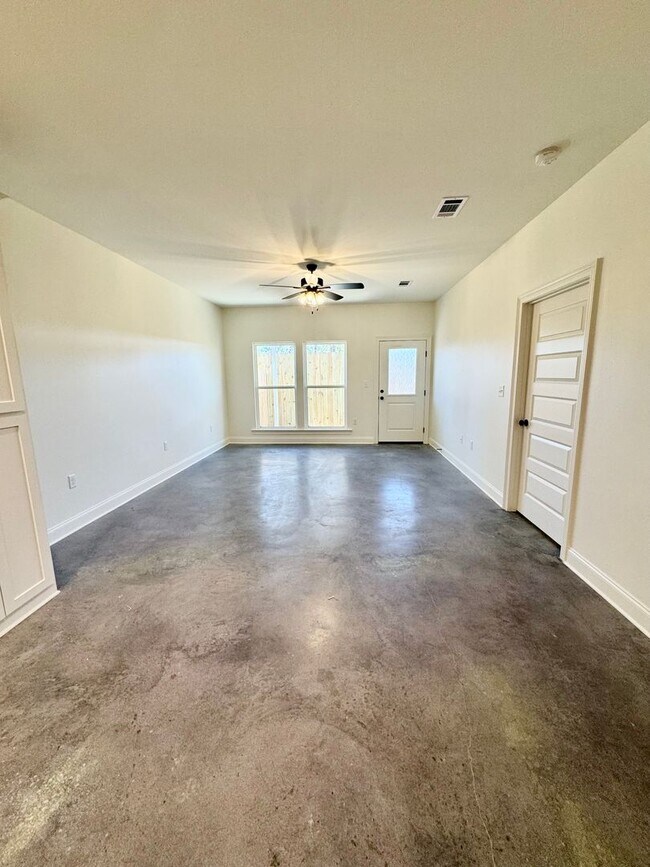 Foto del edificio - 2BD/2BA Townhome for Lease in Denham Springs! The Cottages at Beaver Creek