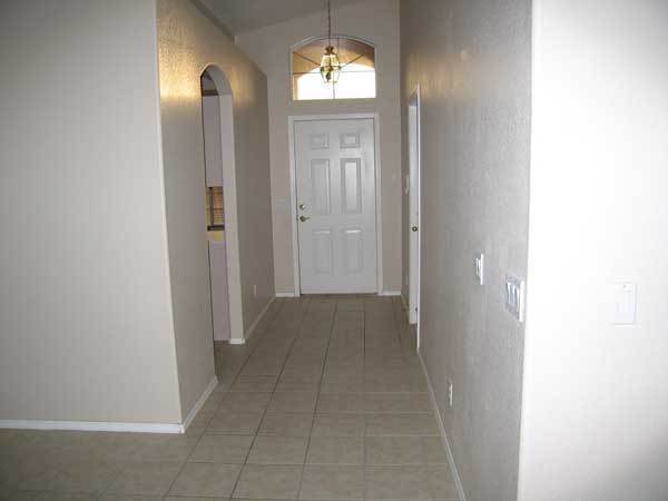 Foto del edificio - BEAUTIFUL 3BED, 2BATH HOME LOCATED NEAR 91...