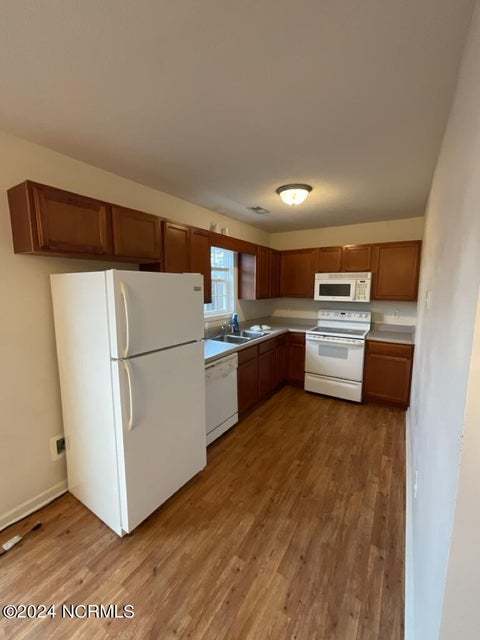 Foto del edificio - Charming 2 Bedroom, 2.5 Bathroom Townhome ...