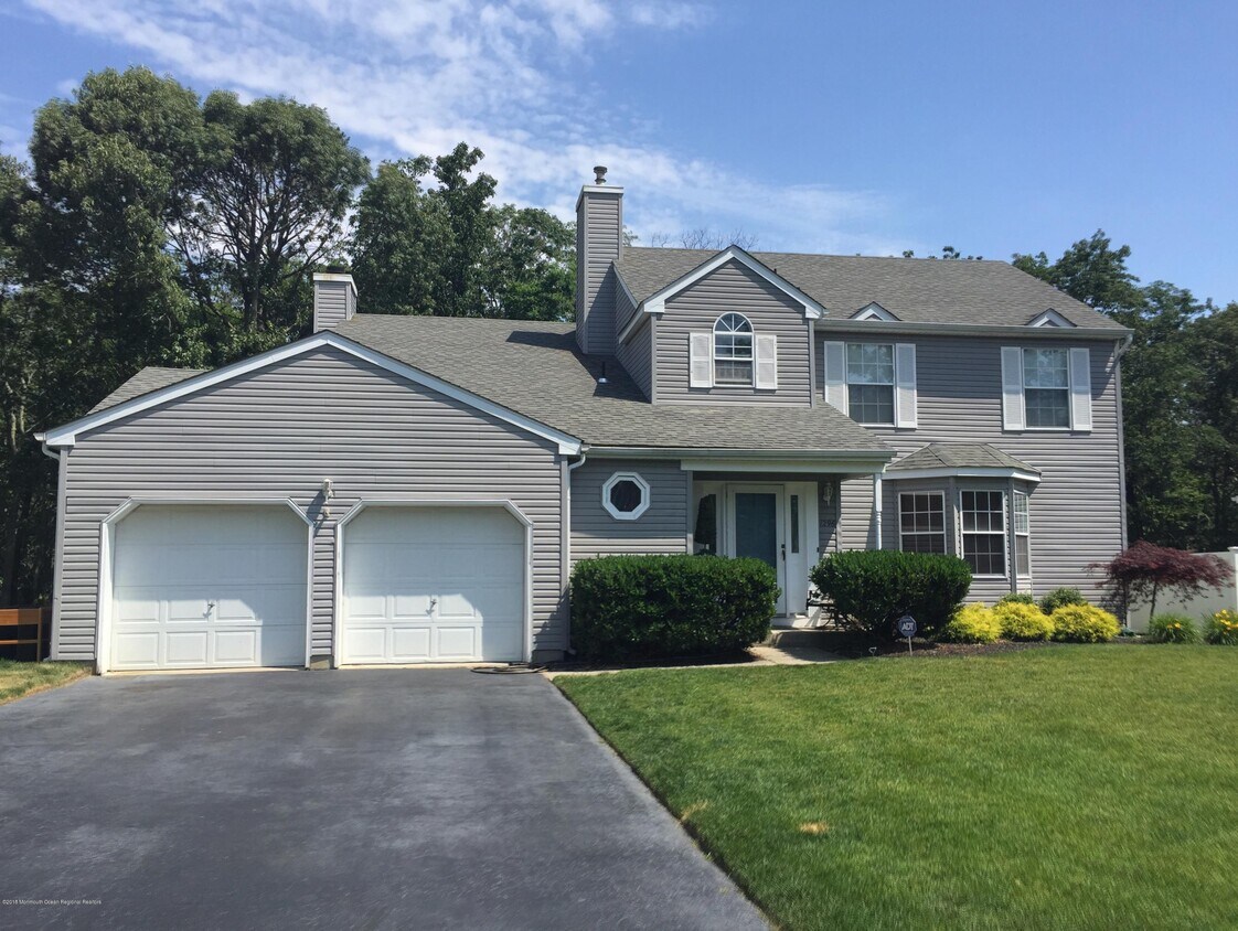 Primary Photo - 1296 Beauchamps Pl