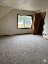 Building Photo - 924A W Blodgett St