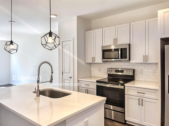 Foto del edificio - 1677 54th Ave N