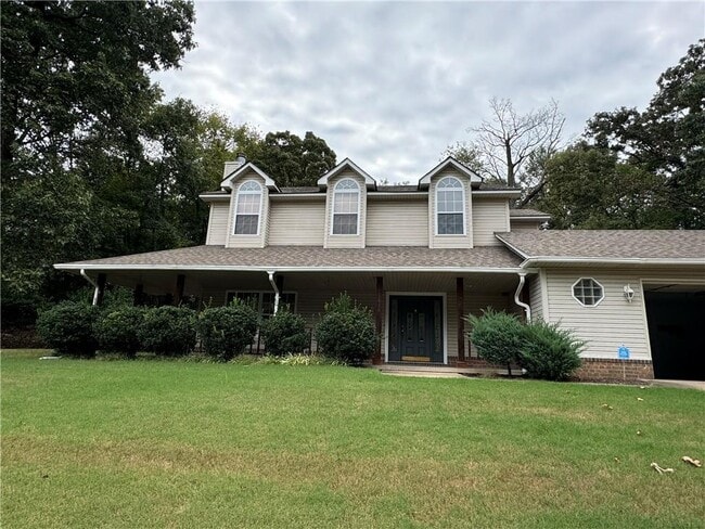 Building Photo - 13830 Canterbury Ln