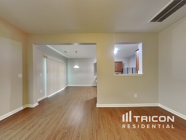 Building Photo - 2042 Aragon Lane