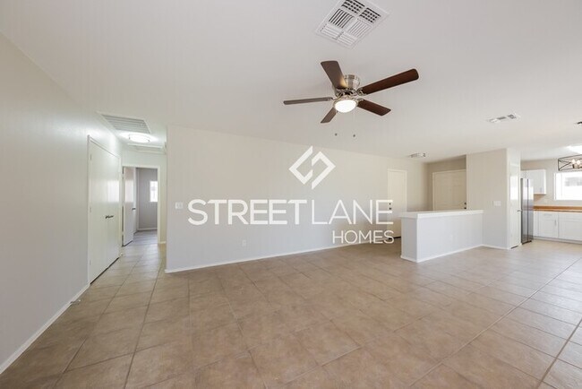 Building Photo - NOW OFFERING THE FIRST FULL MONTH FREE!!