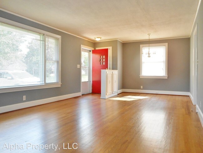 Foto del edificio - 19 Gurley Ave