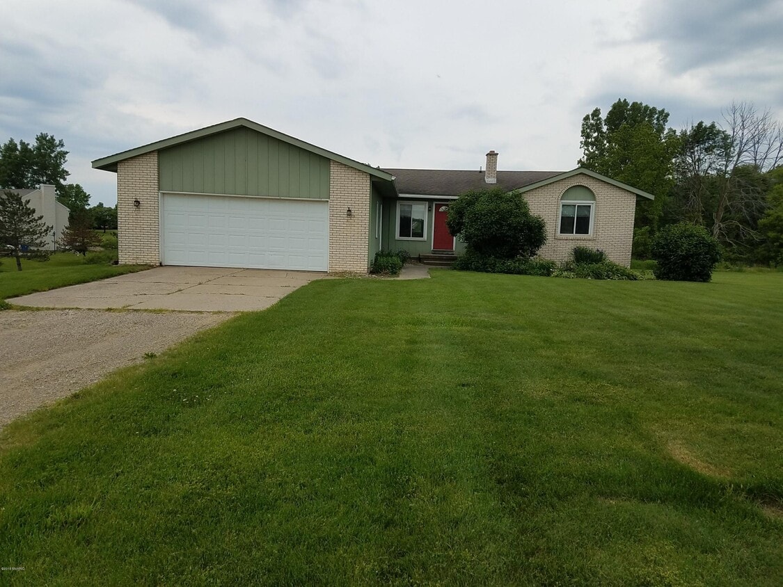 1891 76th St SE, Caledonia, MI 49316 House Rental in Caledonia, MI