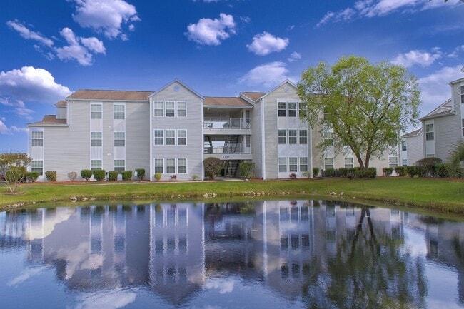 Foto del edificio - 2269 Essex Dr