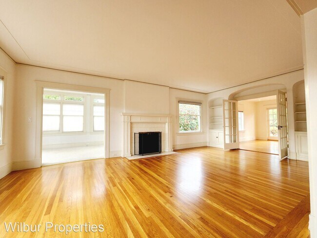 Building Photo - 4 br, 3.5 bath House - 605 Guinda Street