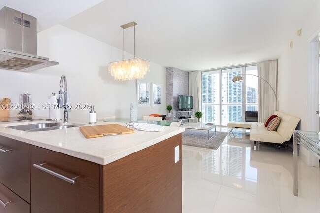 Foto del edificio - 485 Brickell Ave
