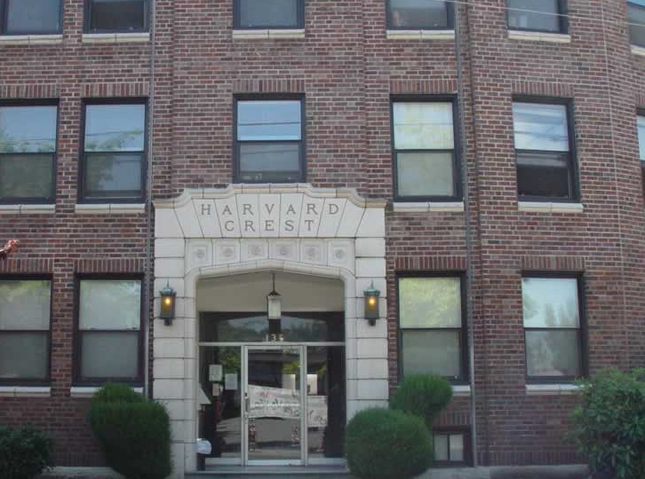 Primary Photo - The Harvard Crest Apartments