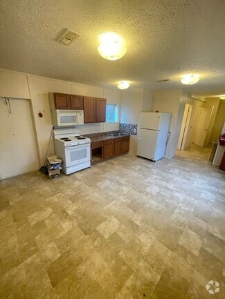 Building Photo - 42553 LA-42