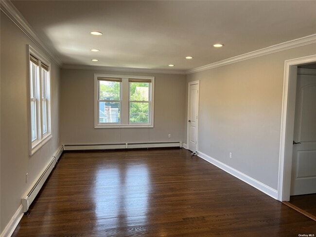 Building Photo - 15 Juniper Rd