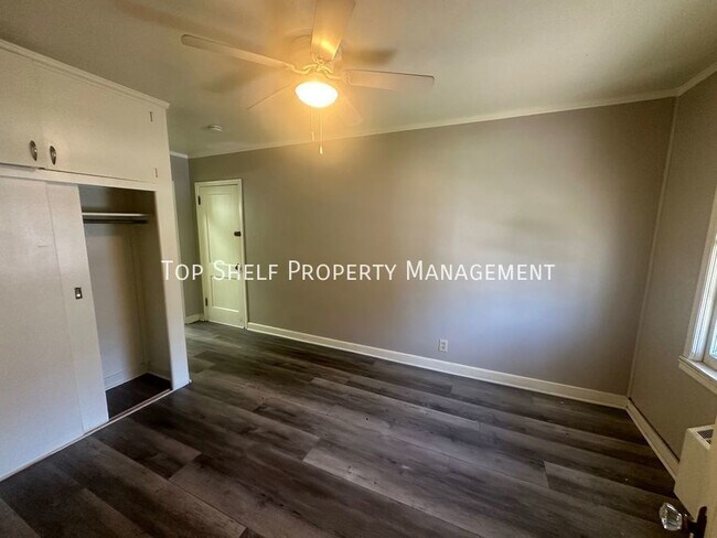 Foto del edificio - 2303 E 9th St