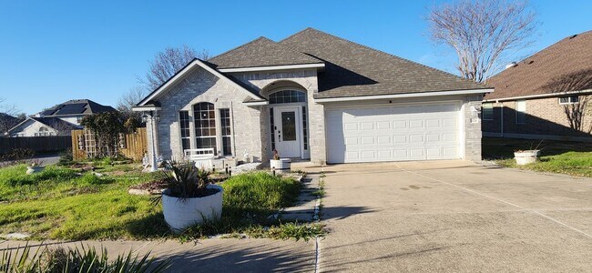Foto del edificio - 1124 Springbrook Rd