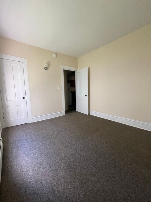 Building Photo - 88-94 Lafountain St