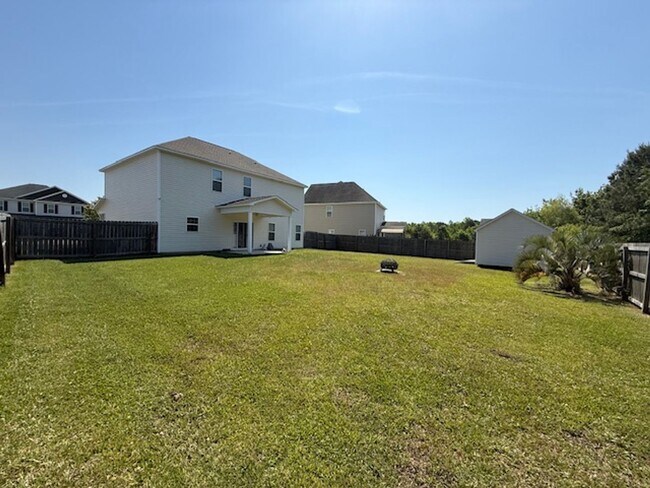 Foto del edificio - Nautical Reach Subdivision - INCLUDED lawn care / pest service / washer dryer
