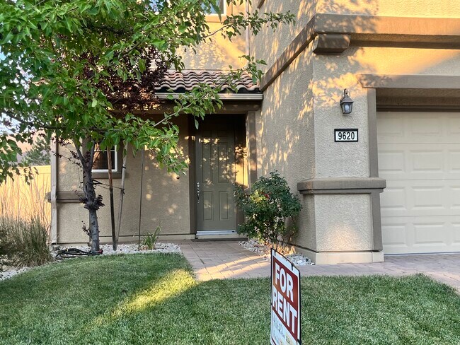 Foto del edificio - 9620 Eventer Ln
