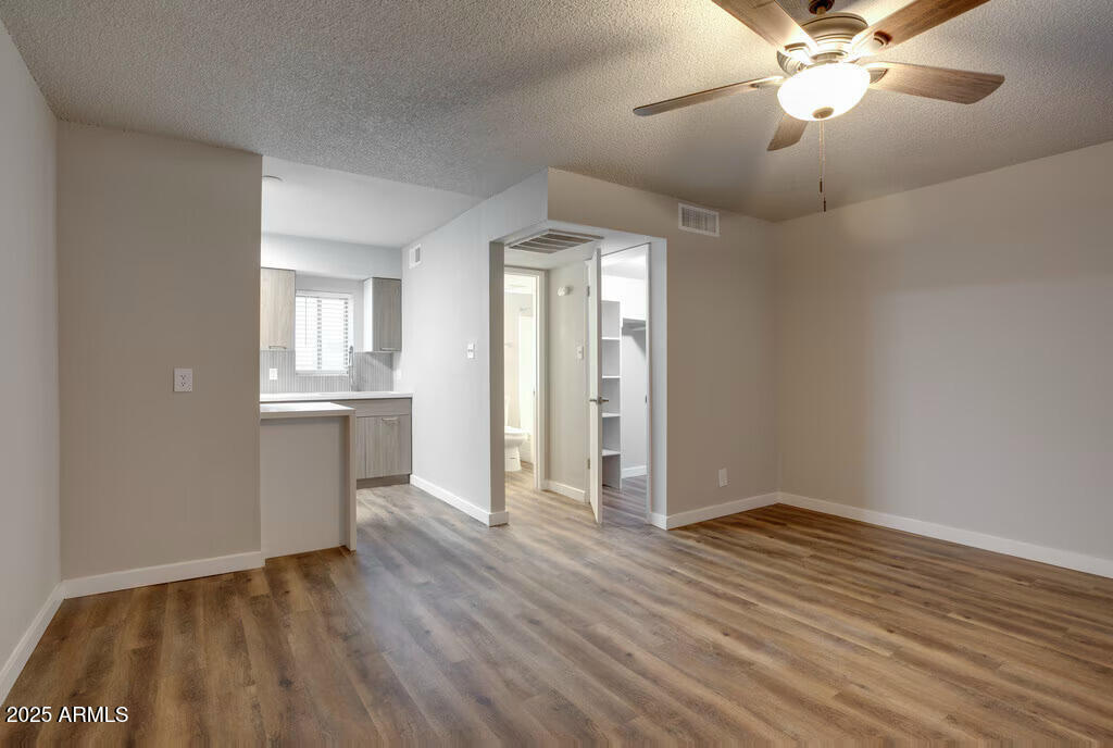 Foto del edificio - 5128 N 15th St