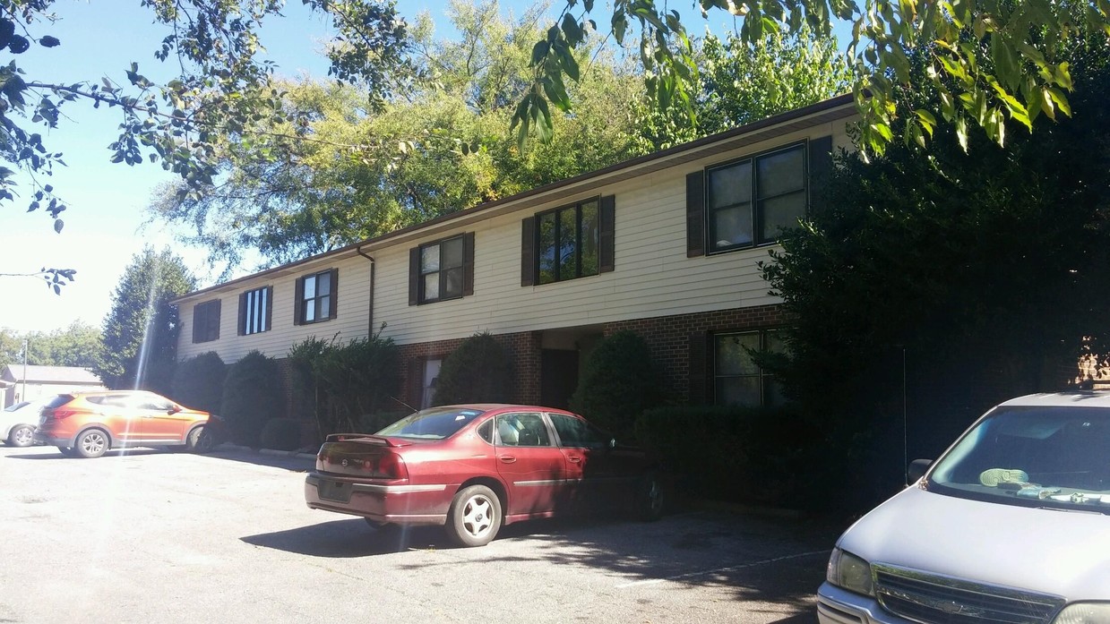 Primary Photo - 1251 Main Avenue Dr NW