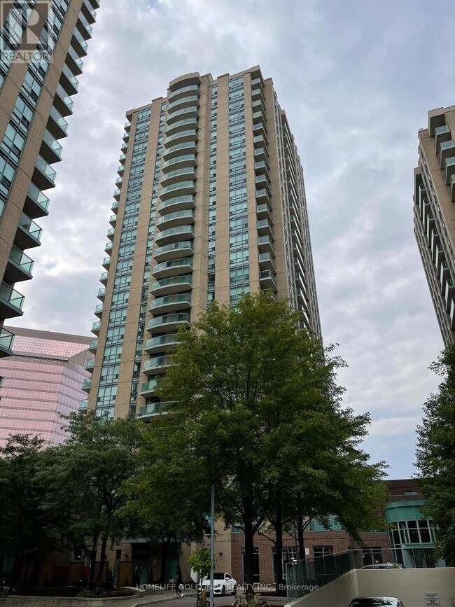 Building Photo - 22 Olive Ave