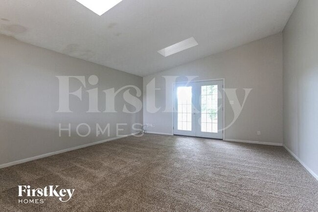 Building Photo - 5961 Brouse Dr