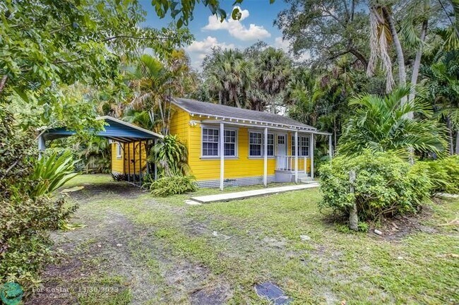 Foto del edificio - 1416 SW 27th Ct