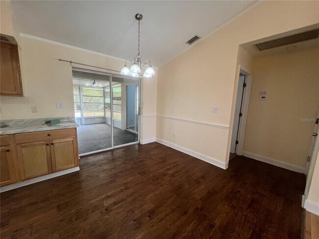 Foto del edificio - 1450 S Biscayne Dr