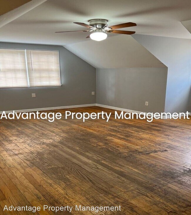 Building Photo - 4 br, 2 bath House - 4040 Steele St.