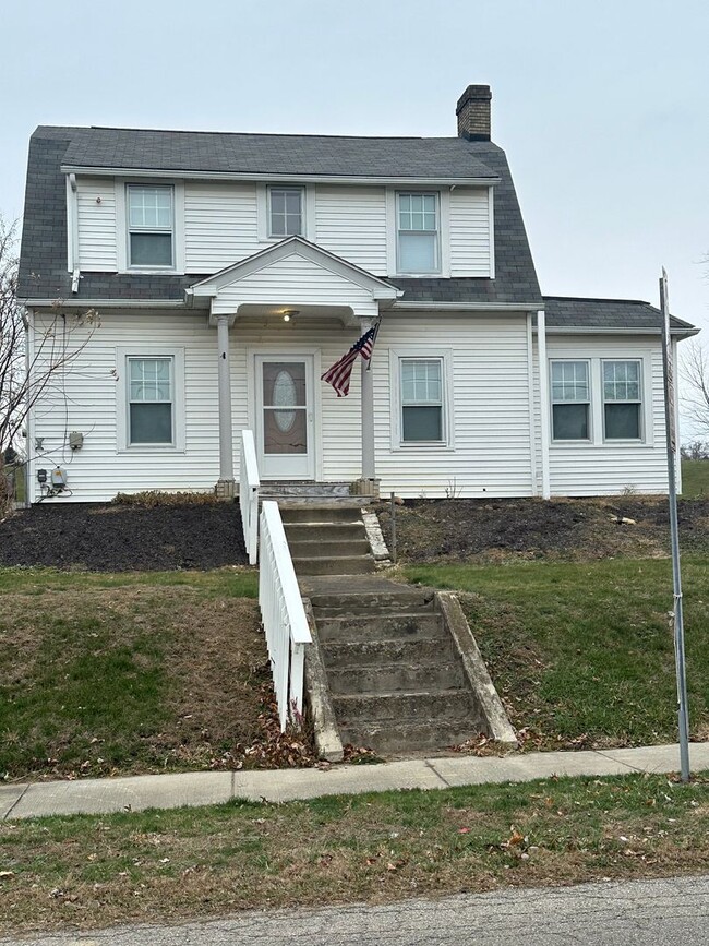 Foto del edificio - Three bedroom single-family home