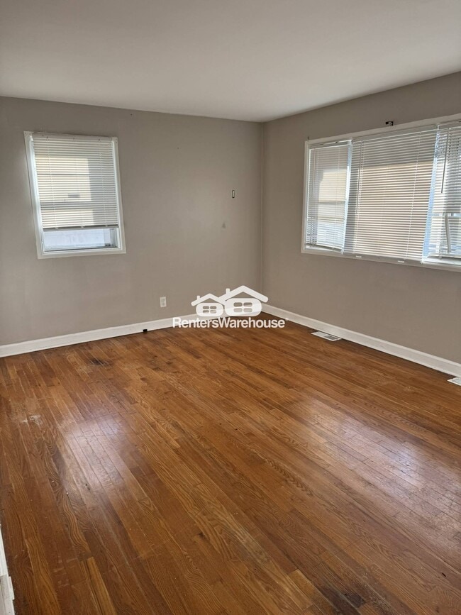 Building Photo - 11880 Criterion Ave