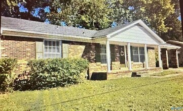 Building Photo - 326 Drake Ave SW