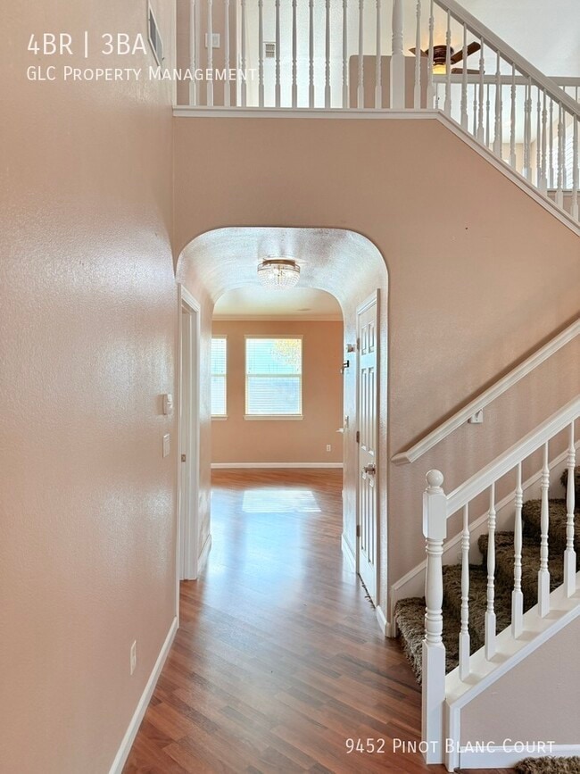 Building Photo - 9452 Pinot Blanc Ct