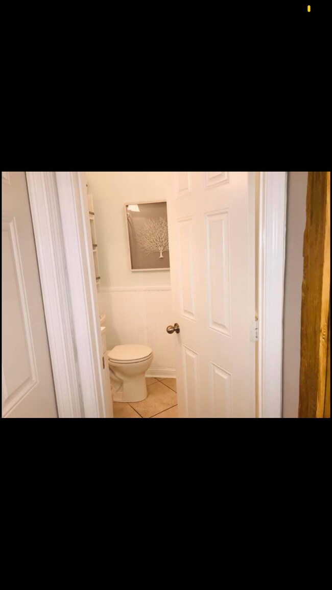 Building Photo - 337 Laurel Oak Ln