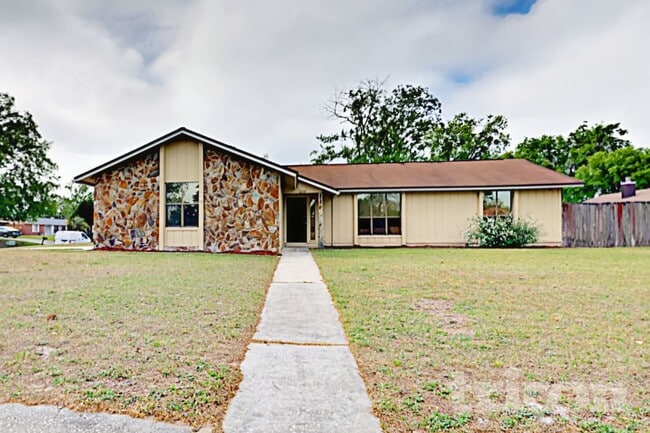 Building Photo - 2209 Constitution Dr