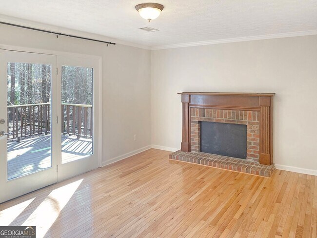 Foto del edificio - 860 Crab Orchard Dr