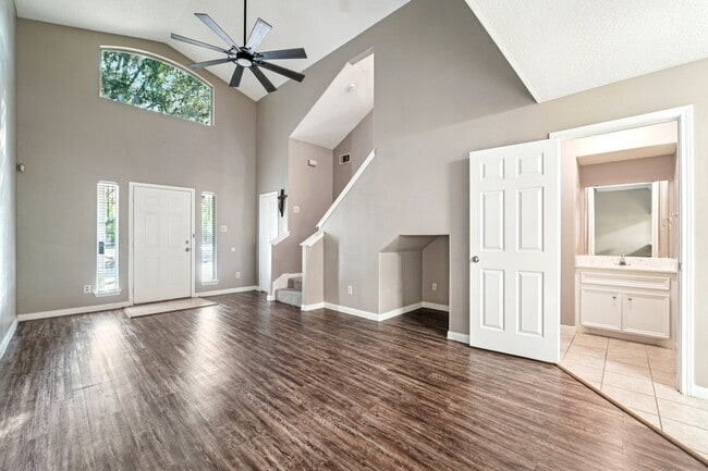 Foto del edificio - 100 Westpark Dr