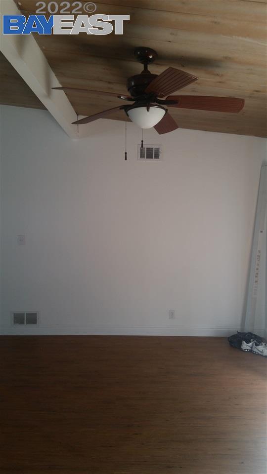 Building Photo - 937 Rose Ave