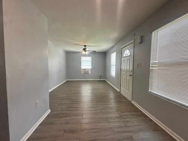 Foto del edificio - Cozy 3-Bedroom Home with Great Amenities!