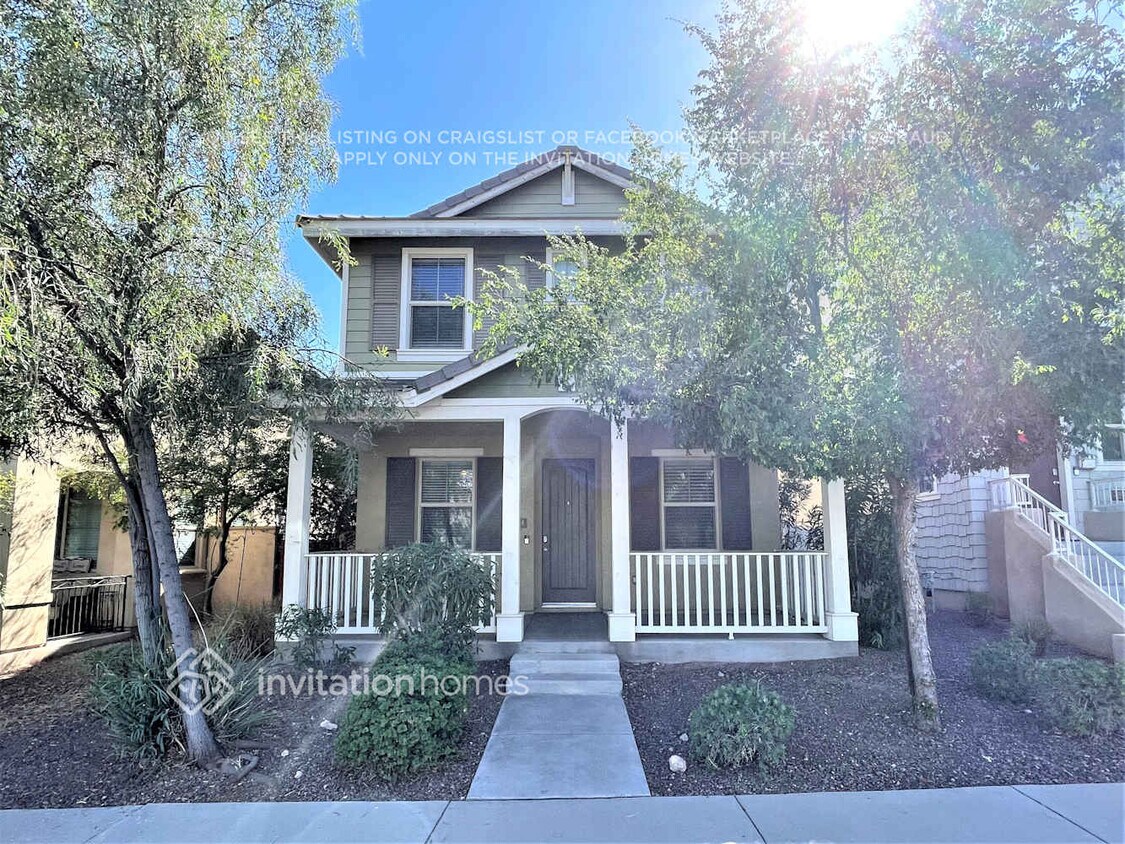 Primary Photo - 2974 N Clanton St