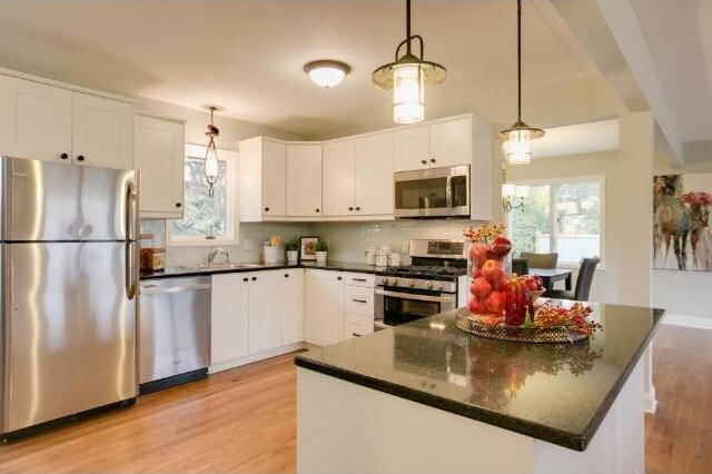 Foto principal - 6335 Halifax Ave S