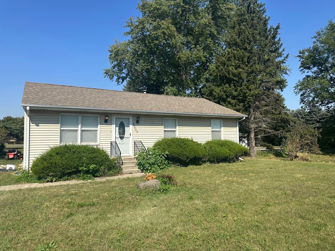 Primary Photo - 24530 W Eames St