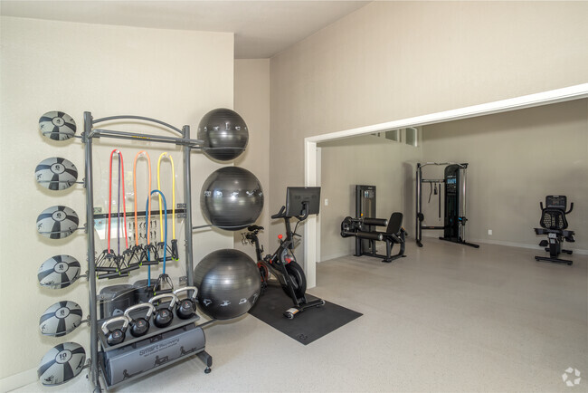 Fitness Center - El Macero Apartments