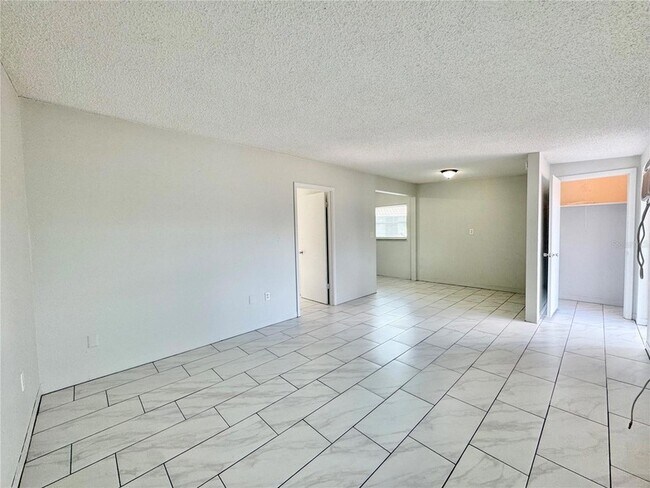 Foto del edificio - 2680 Trinity Cir NW