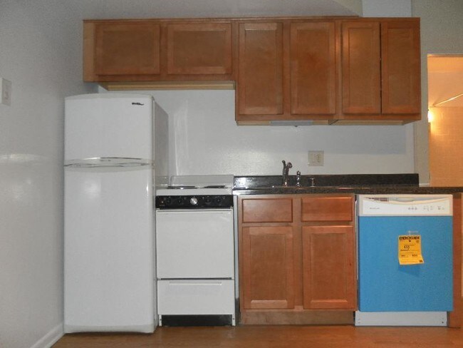 Building Photo - 1504 N Dearborn Pky
