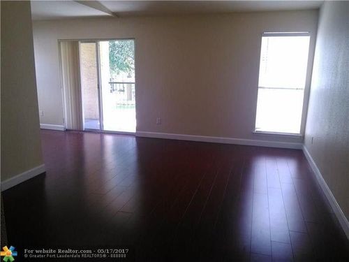 Primary Photo - 799 Riverside Dr